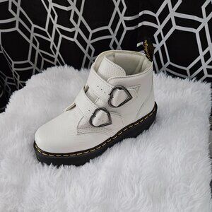 Dr. Martens Devon Heart, white with heart buckles Leather Platform boots, size 8
